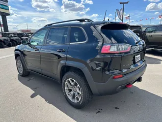 2022 Jeep Cherokee photo 4