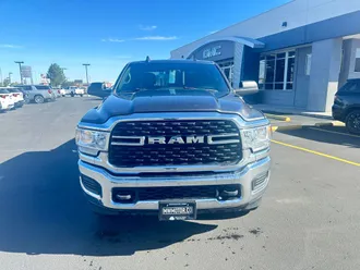 2022 Ram 2500 photo 2