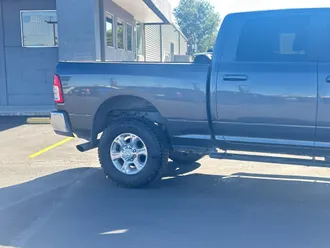2022 Ram 2500 photo 4