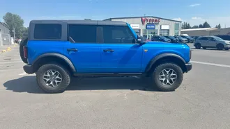 2022 Ford Bronco photo 4