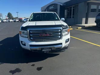 2020 GMC Canyon photo 2