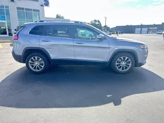 2019 Jeep Cherokee photo 5