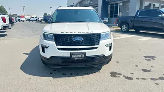 2019 Ford Explorer photo 2
