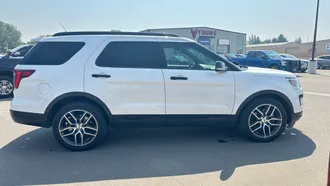 2019 Ford Explorer photo 4