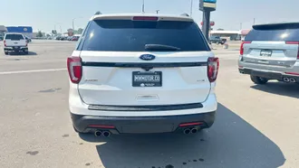 2019 Ford Explorer photo 6