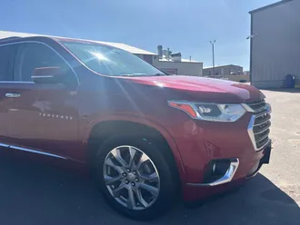 2018 Chevrolet Traverse photo 2