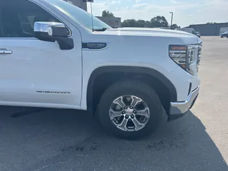 2025 GMC Sierra 1500 photo 3