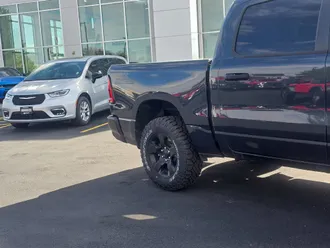 2025 Ram 1500 photo 3