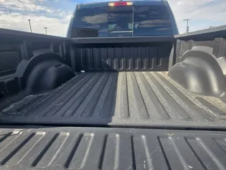 2025 Ram 1500 photo 7