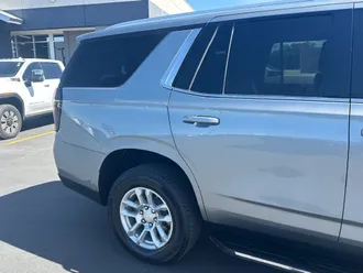 2025 Chevrolet Tahoe photo 4