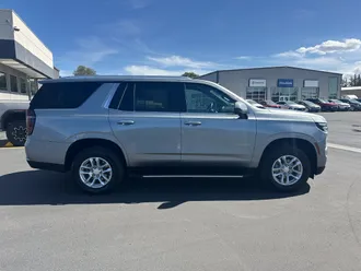 2025 Chevrolet Tahoe photo 5