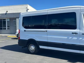 2025 Ford Transit-350 photo 4