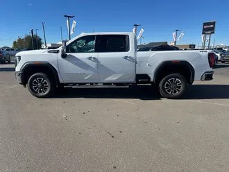 2025 GMC Sierra 2500HD photo 6