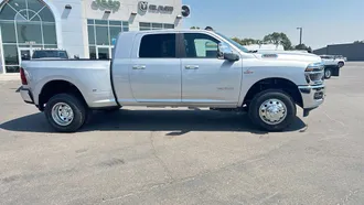 2026 Ram 3500 photo 5