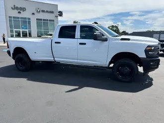 2026 Ram 3500 photo 5