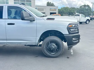 2026 Ram 3500 photo 3