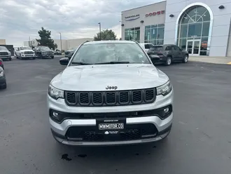 2026 Jeep Compass photo 2