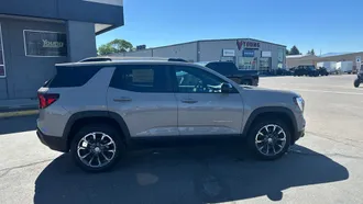 2026 GMC Terrain photo 2