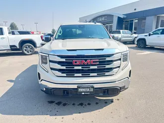 2026 GMC Sierra 1500 photo 2