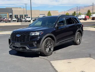 2025 Ford Explorer photo 6