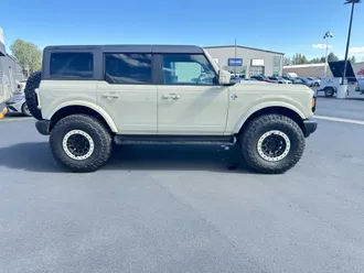 2025 Ford Bronco photo 5