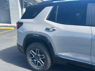 2027 GMC Terrain photo 4
