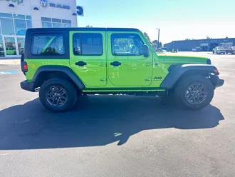 2026 Jeep Wrangler photo 5