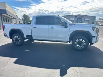 2026 GMC Sierra 2500HD photo 5