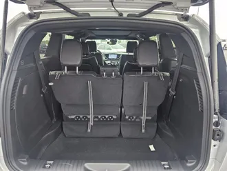 2026 Chrysler Pacifica photo 7