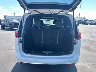 2026 Chrysler Pacifica photo 7