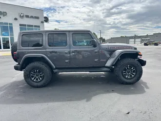 2026 Jeep Wrangler photo 4