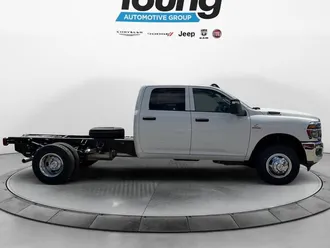 2026 Ram 3500 photo 7