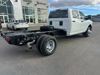 2026 Ram 3500 photo 3