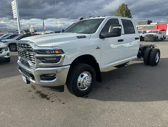 2026 Ram 3500 photo 7