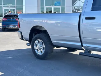 2026 Ram 3500 photo 7