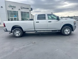 2026 Ram 3500 photo 5