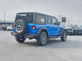 2026 Jeep Wrangler photo 5