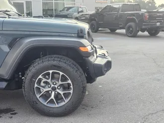 2026 Jeep Wrangler photo 2
