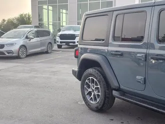 2026 Jeep Wrangler photo 3