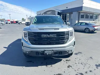 2026 GMC Sierra 1500 photo 2