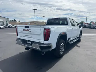 2025 GMC Sierra 2500HD photo 6