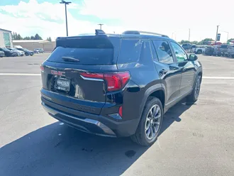 2025 GMC Terrain photo 5
