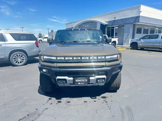 2025 GMC Hummer EV SUV photo 2