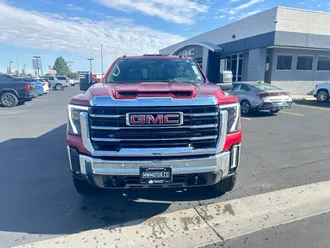 2025 GMC Sierra 3500HD photo 2