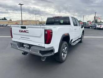 2025 GMC Sierra 3500HD photo 6