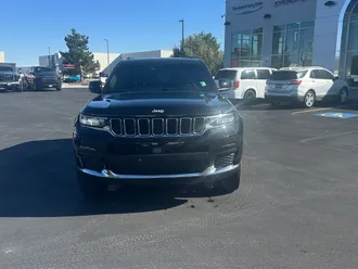 2024 Jeep Grand Cherokee L photo 2