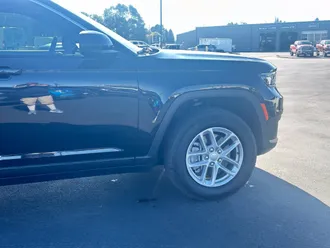 2024 Jeep Grand Cherokee L photo 3