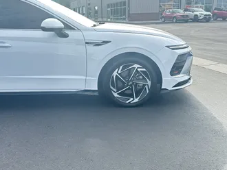 2024 Hyundai Sonata photo 3