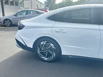2024 Hyundai Sonata photo 4