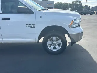 2024 Ram 1500 Classic photo 3